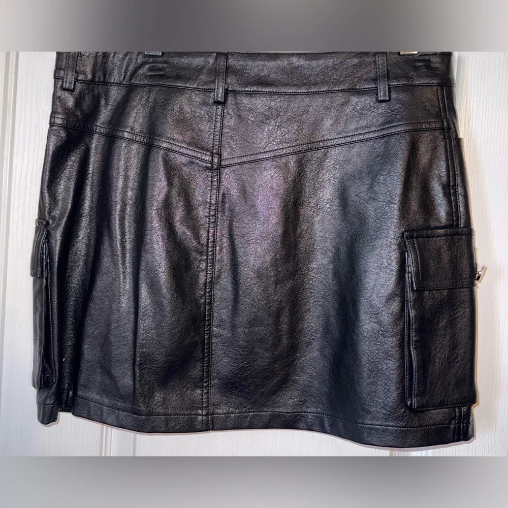 Fashion Nova Always On The Cargo Faux Leather Mini Skirt Black Size L